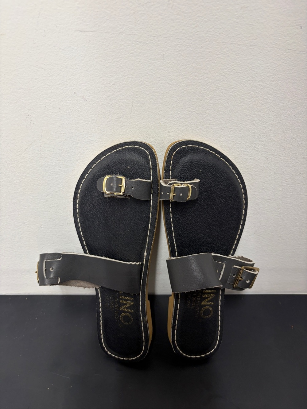 Kino Sandals made in Key West. Women’s Black Buckle Sandals Size 9